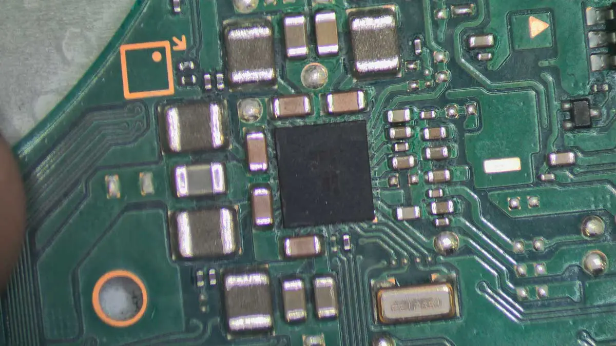 Reparación de Placa Base de Nintendo Switch: Solución a Fallos de Encendido